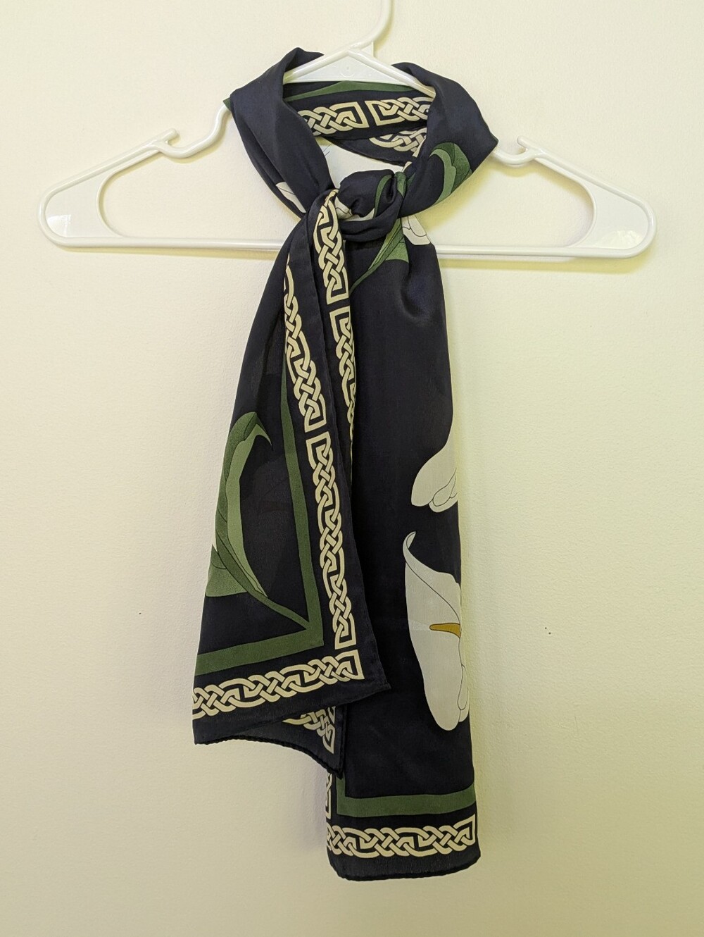 Vintage Irish Silk Scarf Patrick Francis Celtic Flower Lily - Picture 5 of 8